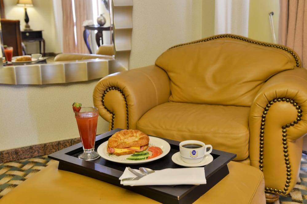 Plaza Del General Aparthotel Τεγουσιγάλπα Εξωτερικό φωτογραφία